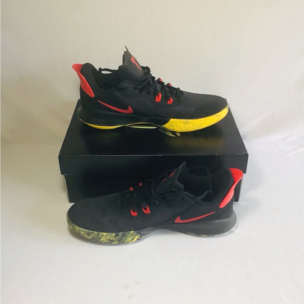 NEW - Nike Mamba Fury Alternate Bruce Lee - Size 10